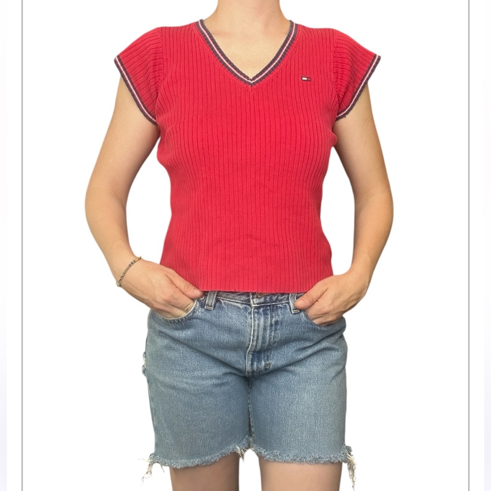 Tommy Jeans VINTAGE Ribbed V-Neck Baby Tee